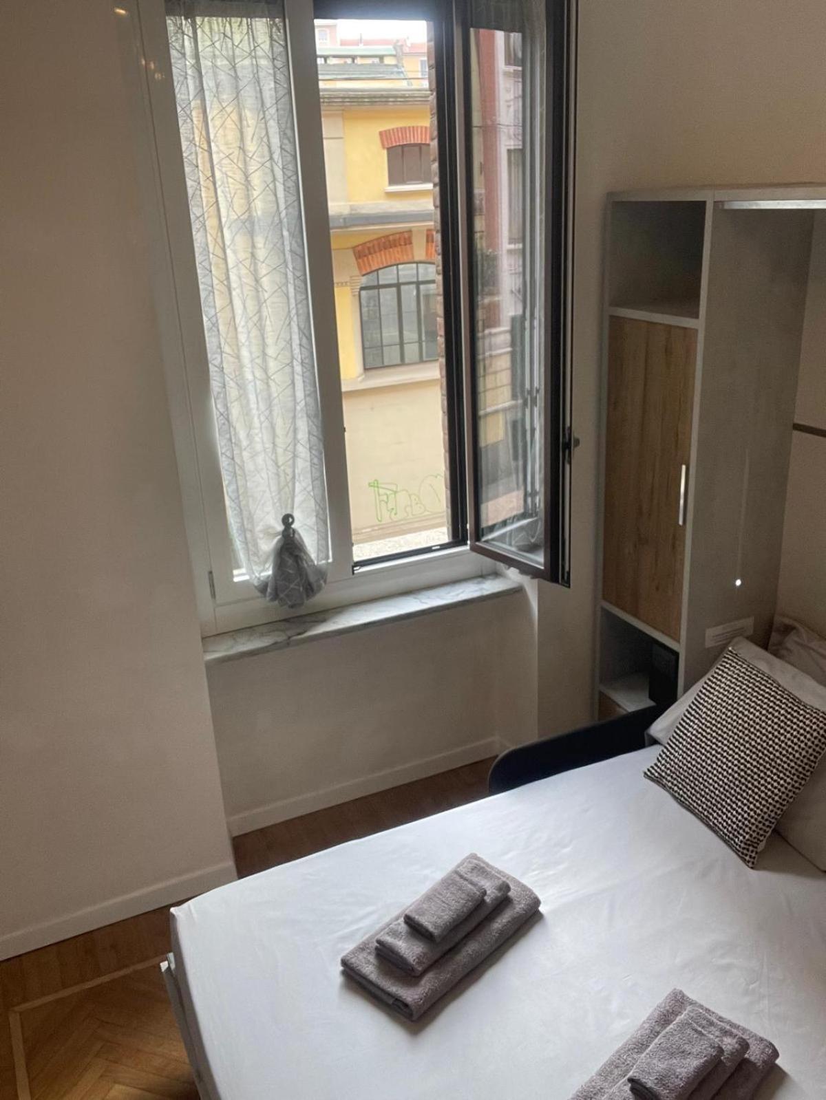 Drooms 4,0 Domotic Smart Self 24H,7 Vicino Treni Porta Susa E Centro Storico Turin Exteriör bild