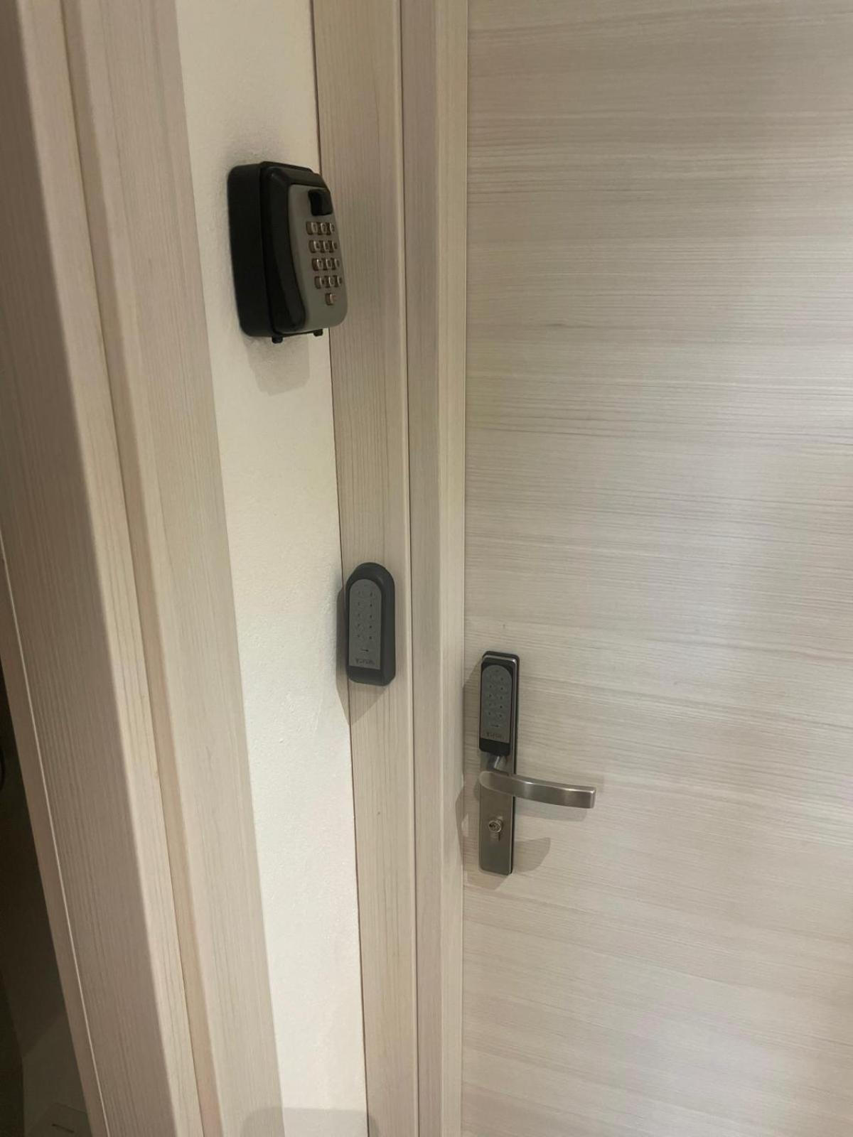 Drooms 4,0 Domotic Smart Self 24H,7 Vicino Treni Porta Susa E Centro Storico Turin Exteriör bild