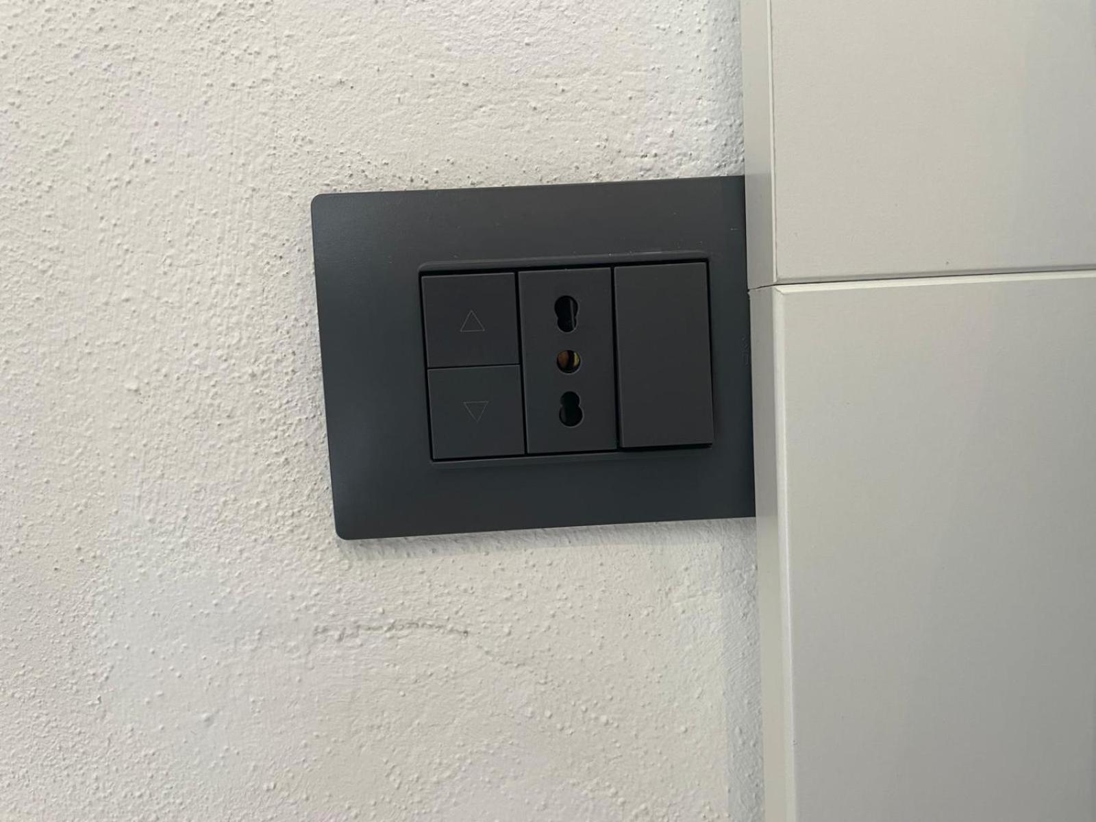 Drooms 4,0 Domotic Smart Self 24H,7 Vicino Treni Porta Susa E Centro Storico Turin Exteriör bild